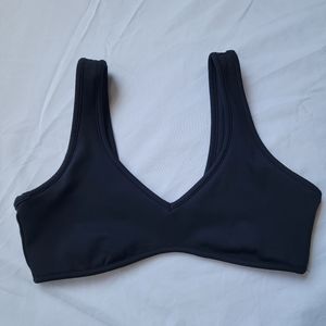 CSB serenity isla crop in black